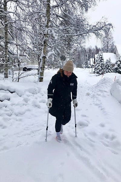 rosa-pohjolainen-lumessa.jpg