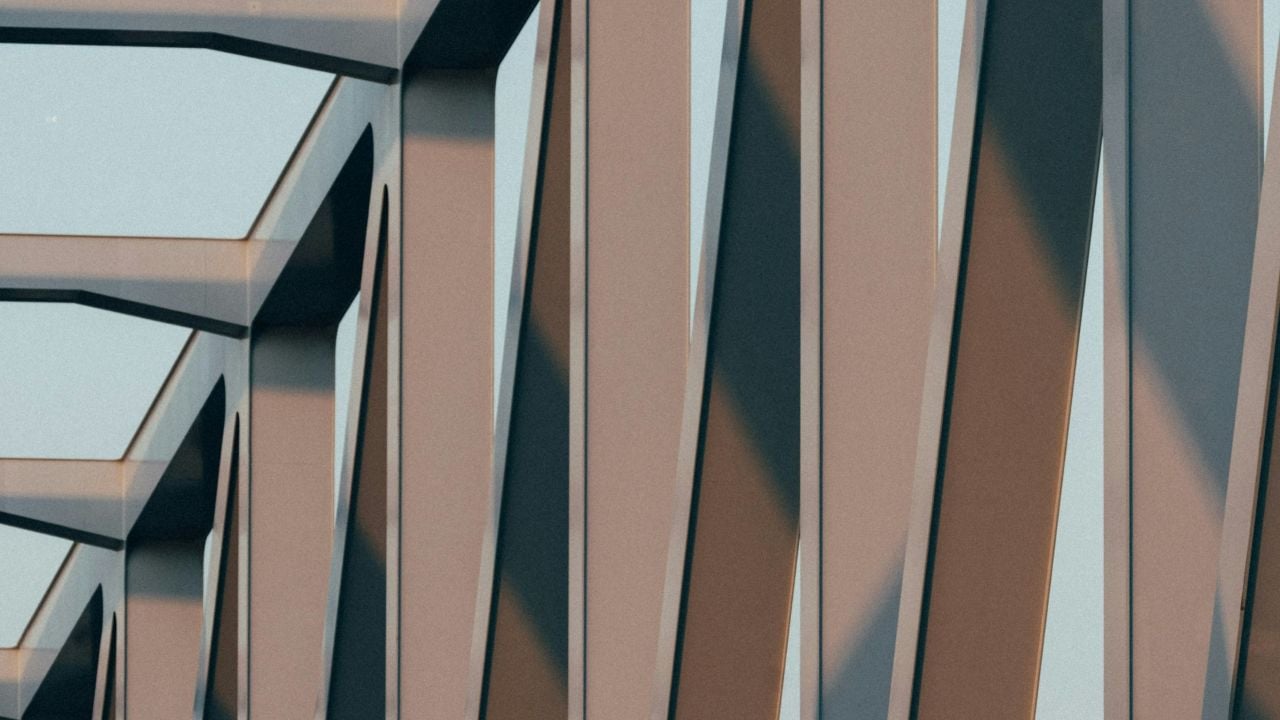 Allokaationäkemys: Markkinoiden tyyneys säröilee